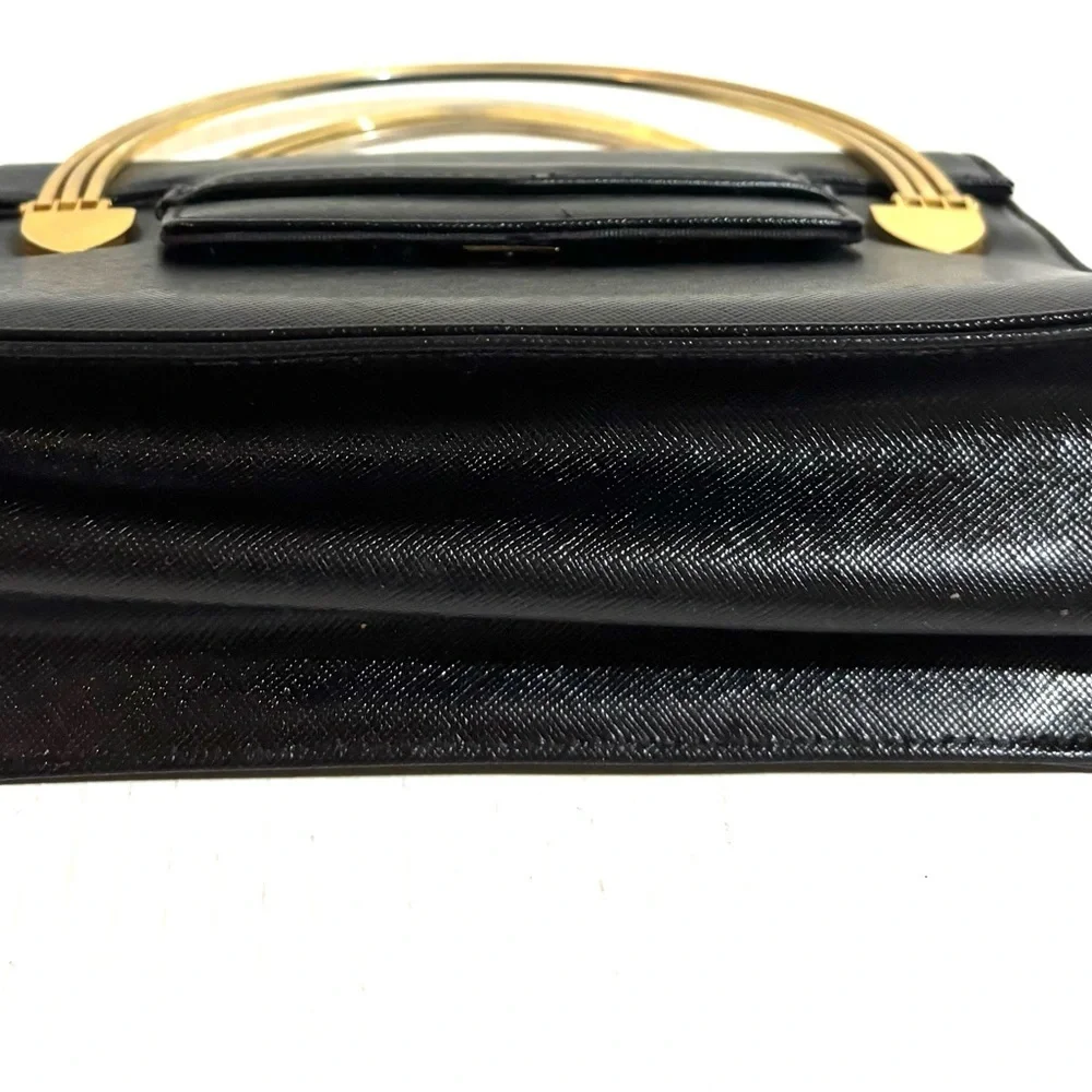 Vintage classic satchel